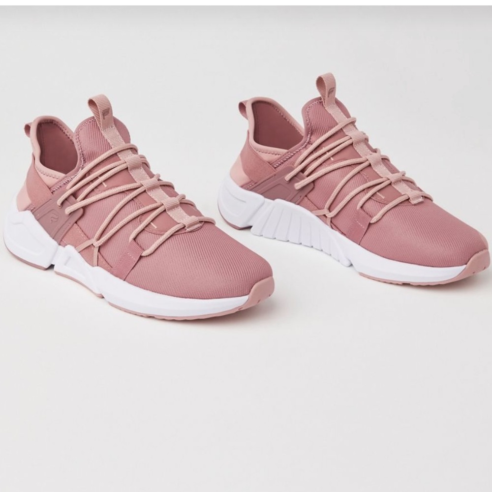 Fabletics Mariner Performance Sneaker in orchid smoke